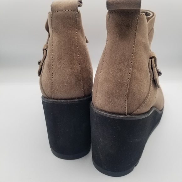 EILEEN FISHER Tinker Wedge Boot - Picture 9 of 10